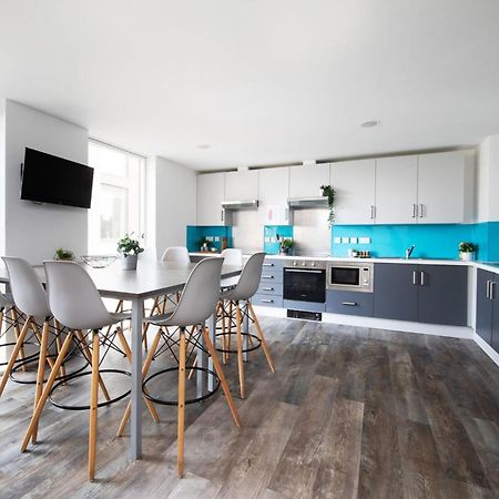 For Students Only Ensuite Bedrooms With Shared Kitchen At Cathedral Point In Winchester Eksteriør billede